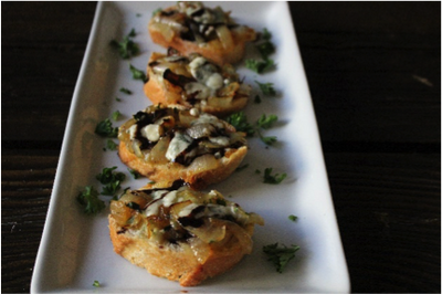 Balsamic Glazed Onion Crostini